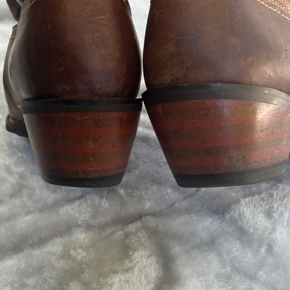Brown Western  Ariat Cowgirl  Boots - Picture 8 of 14